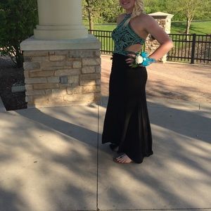 Size large teal and black prom dress